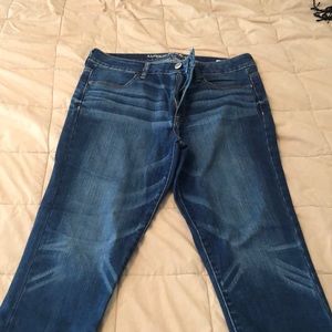 AE high rise jegging crop jeans.